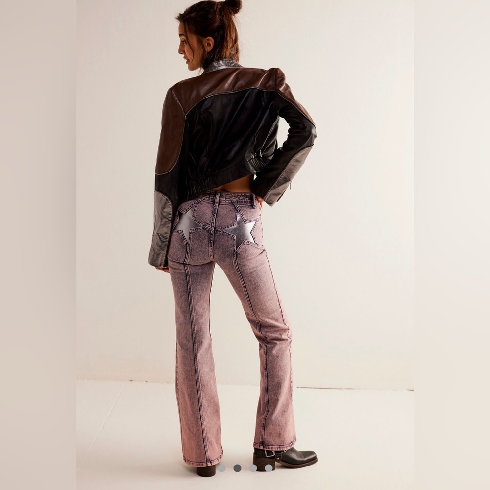 NWT FREE PEOPLE WE THE FREE FIRECRACKER FLARE JEANS 🔥🔥🔥
